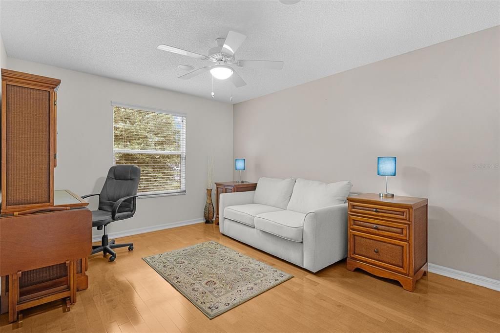 For Sale: $373,000 (3 beds, 2 baths, 1392 Square Feet)