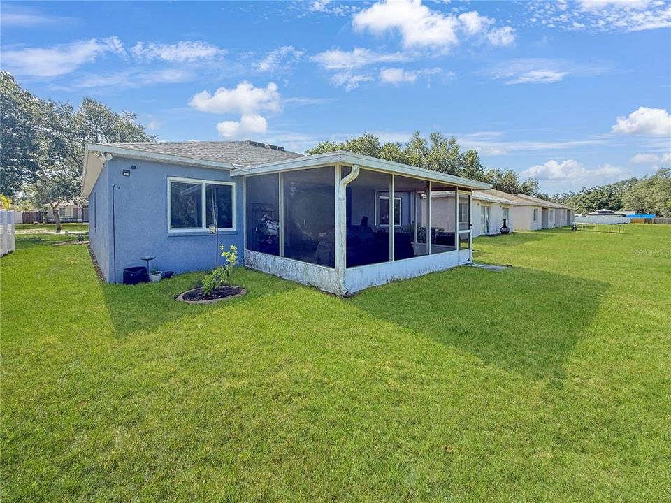 En Venta: $330,000 (4 camas, 2 baños, 1467 Pies cuadrados)