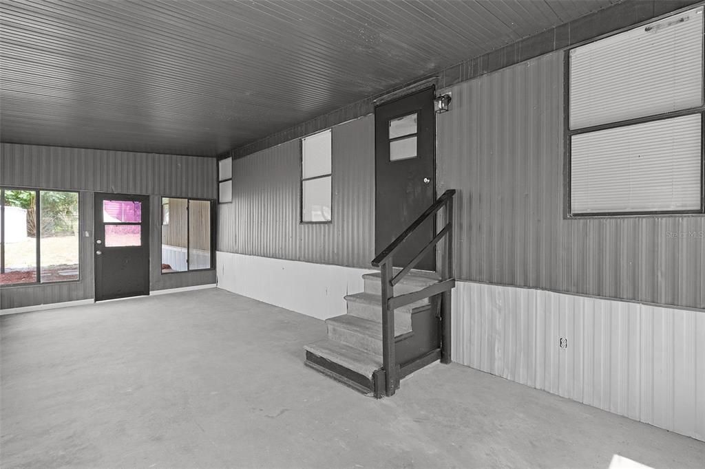 For Rent: $1,499 (3 beds, 2 baths, 938 Square Feet)