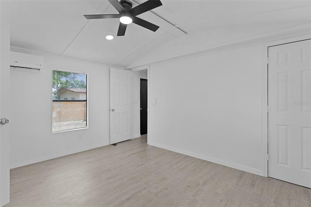 For Rent: $1,499 (3 beds, 2 baths, 938 Square Feet)