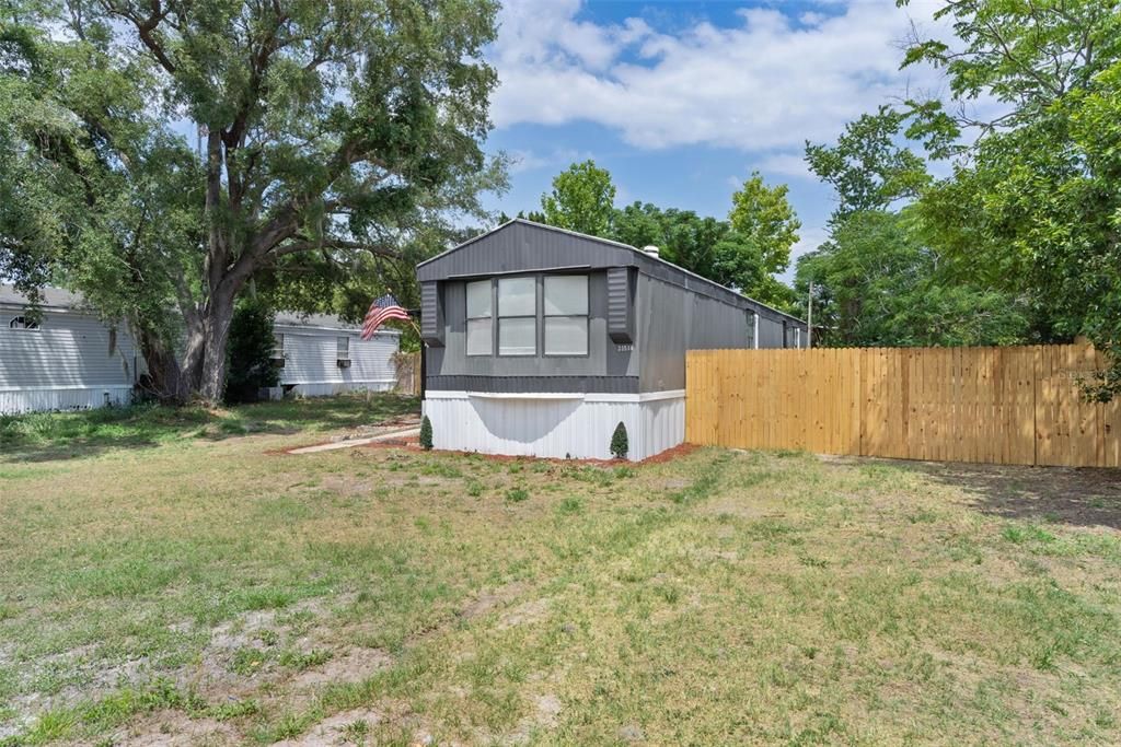 For Rent: $1,499 (3 beds, 2 baths, 938 Square Feet)