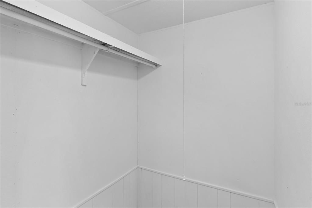 For Rent: $1,499 (3 beds, 2 baths, 938 Square Feet)