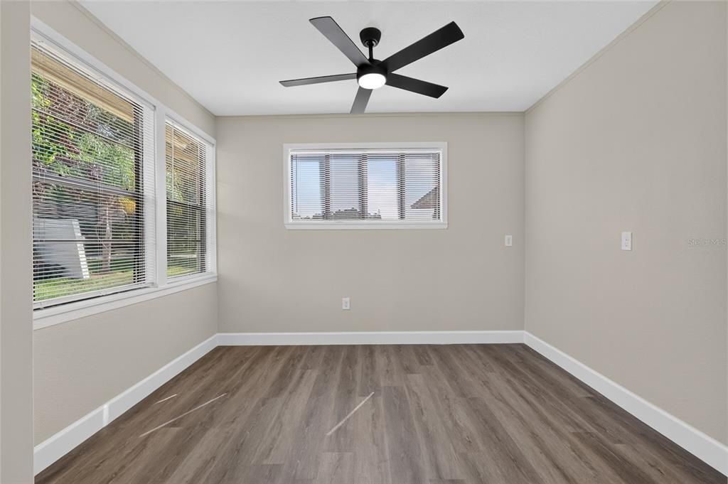 For Sale: $449,900 (5 beds, 3 baths, 2864 Square Feet)