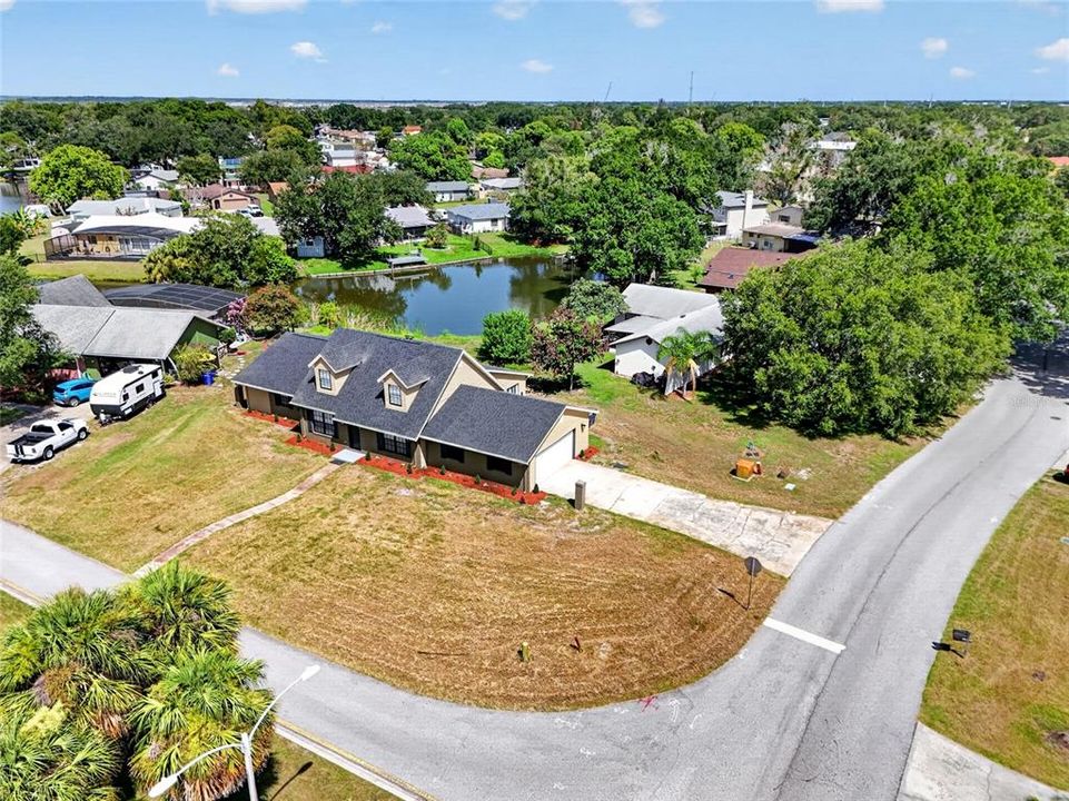 For Sale: $449,900 (5 beds, 3 baths, 2864 Square Feet)
