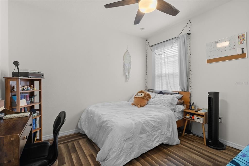 For Sale: $345,000 (3 beds, 2 baths, 1516 Square Feet)
