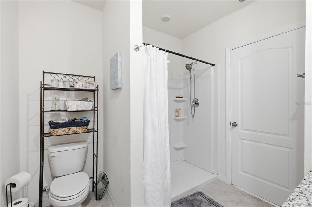 For Sale: $345,000 (3 beds, 2 baths, 1516 Square Feet)