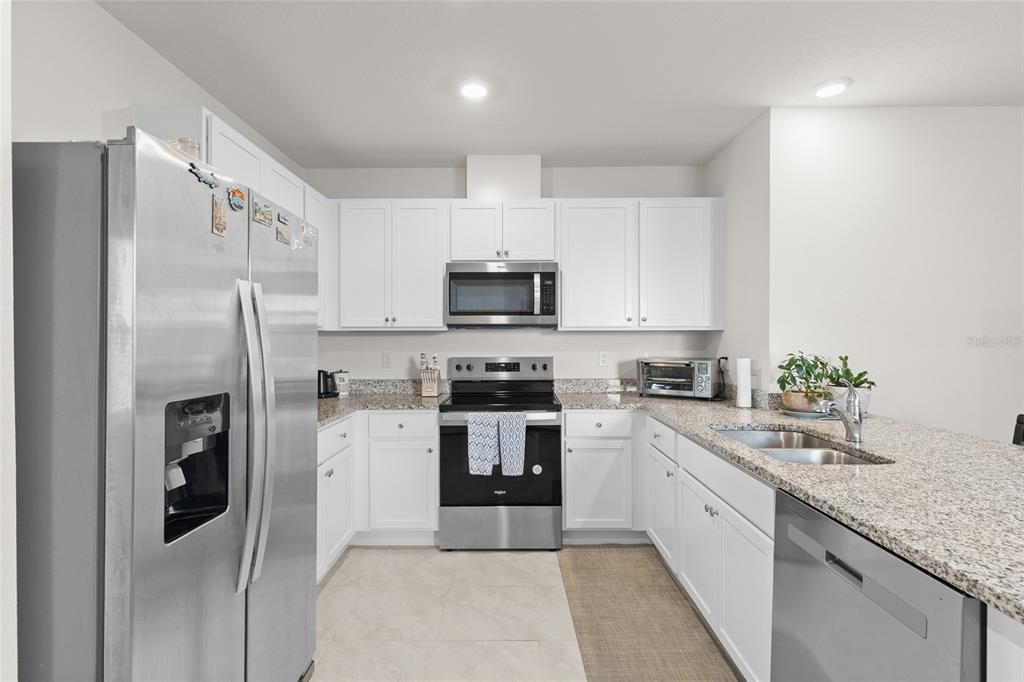For Sale: $345,000 (3 beds, 2 baths, 1516 Square Feet)