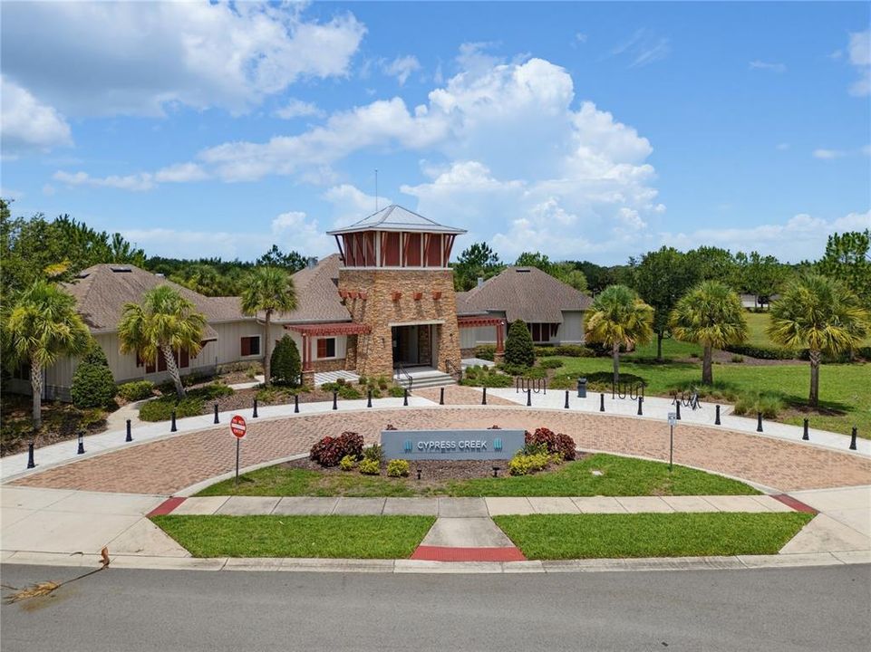 For Sale: $315,000 (4 beds, 3 baths, 1911 Square Feet)