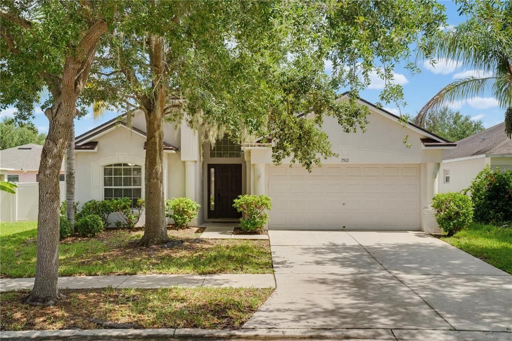 For Sale: $315,000 (4 beds, 3 baths, 1911 Square Feet)