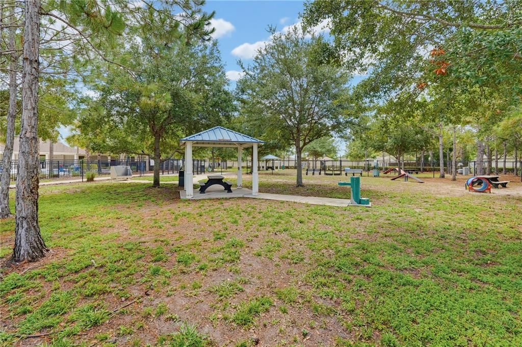 For Sale: $315,000 (4 beds, 3 baths, 1911 Square Feet)