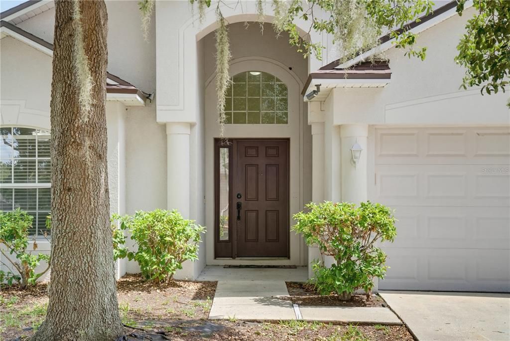 For Sale: $315,000 (4 beds, 3 baths, 1911 Square Feet)