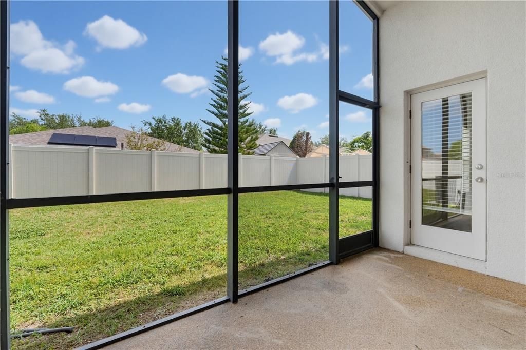 For Sale: $315,000 (4 beds, 3 baths, 1911 Square Feet)