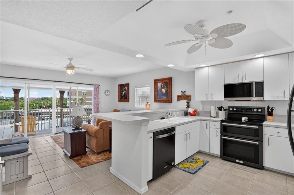 For Sale: $459,000 (3 beds, 2 baths, 1397 Square Feet)