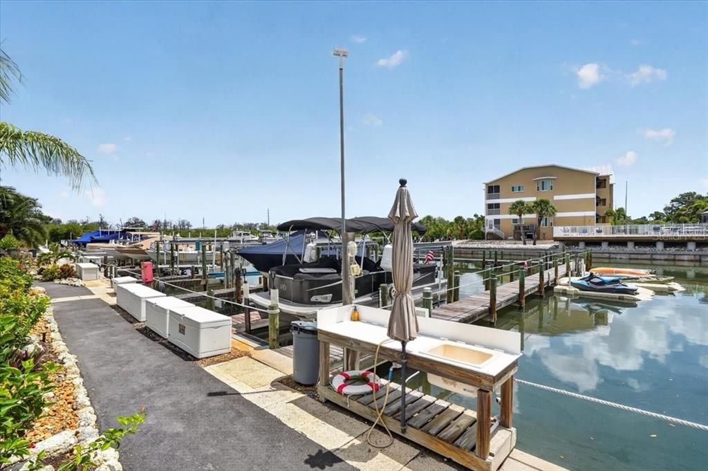 For Sale: $459,000 (3 beds, 2 baths, 1397 Square Feet)