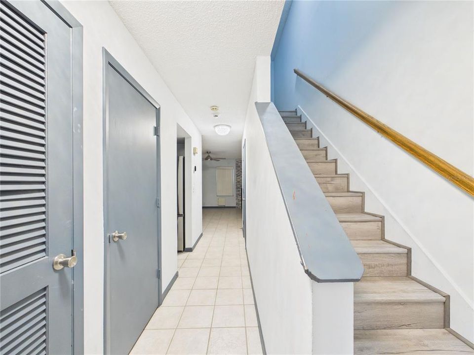 В аренду: $2,300 (2 спален, 2 ванн, 1460 Квадратных фут)