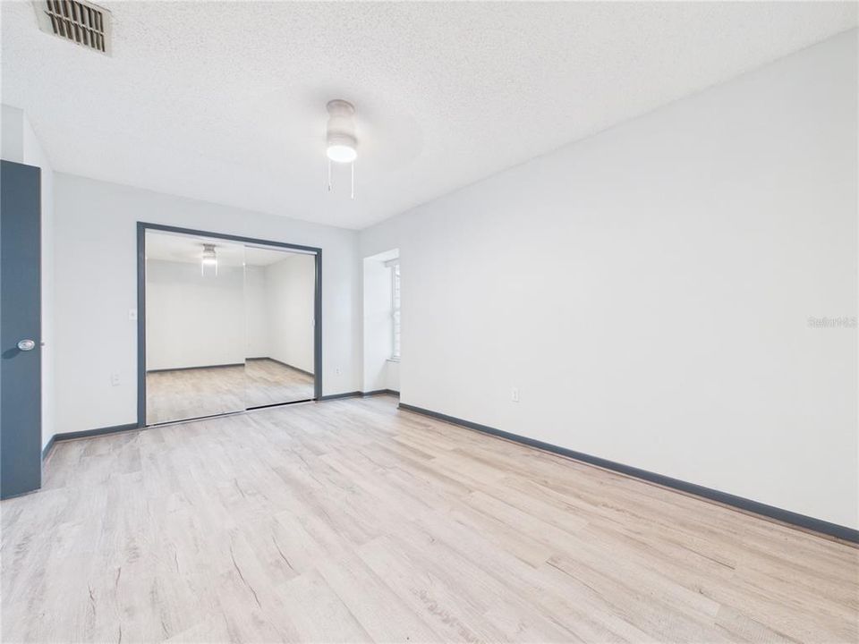 В аренду: $2,300 (2 спален, 2 ванн, 1460 Квадратных фут)