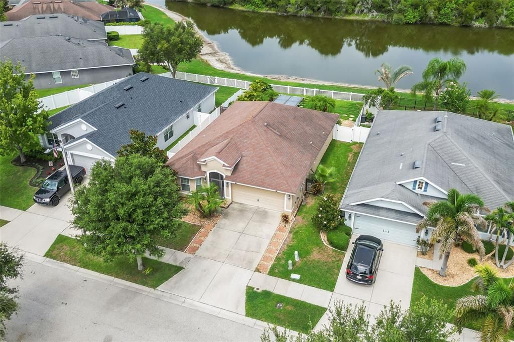 На продажу: $364,995 (3 спален, 2 ванн, 1507 Квадратных фут)