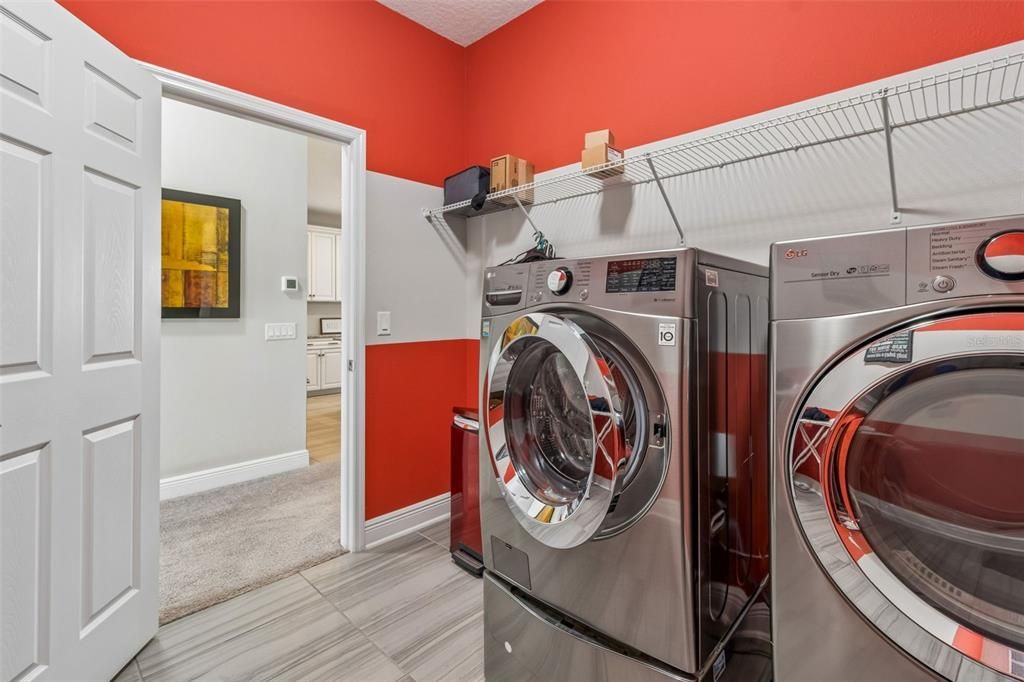 В аренду: $3,800 (5 спален, 3 ванн, 3531 Квадратных фут)