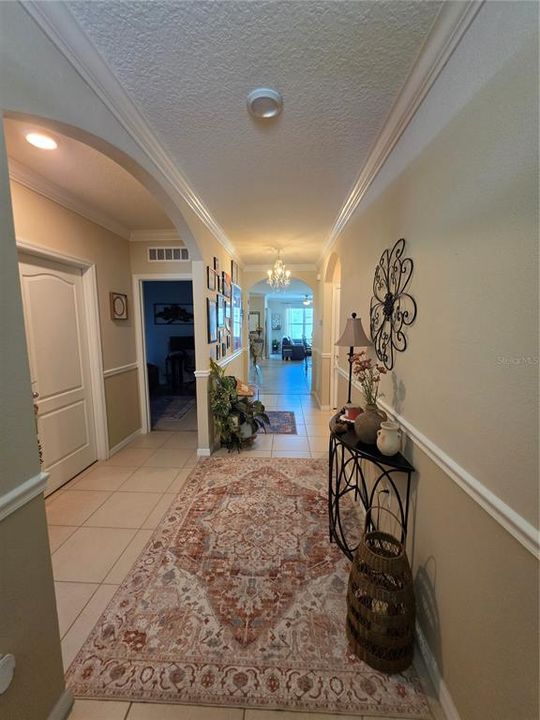 En Venta: $374,990 (3 camas, 2 baños, 1676 Pies cuadrados)