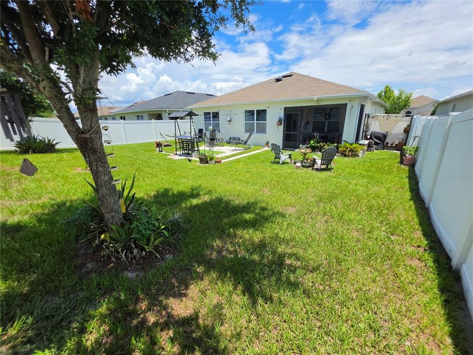 En Venta: $374,990 (3 camas, 2 baños, 1676 Pies cuadrados)