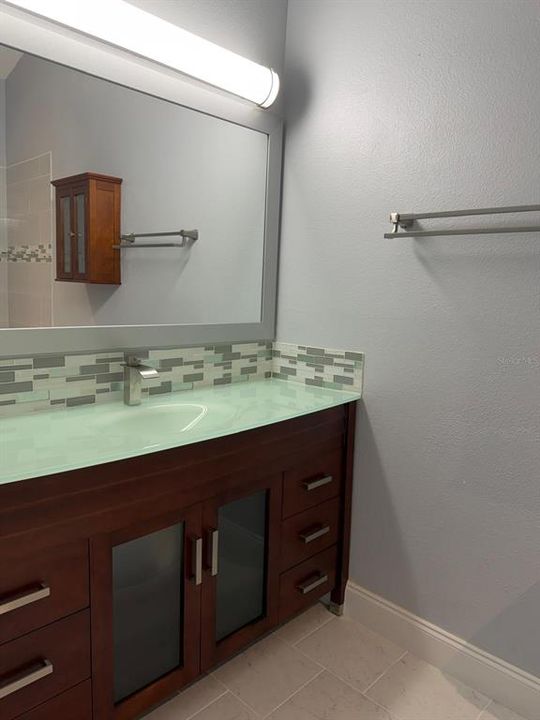 В аренду: $2,150 (2 спален, 2 ванн, 1236 Квадратных фут)