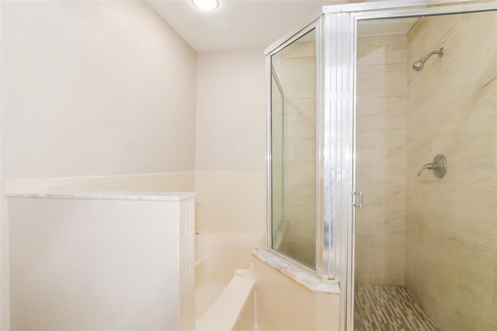 На продажу: $303,900 (3 спален, 2 ванн, 1514 Квадратных фут)