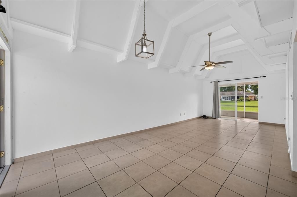 En Venta: $110,000 (1 camas, 1 baños, 648 Pies cuadrados)