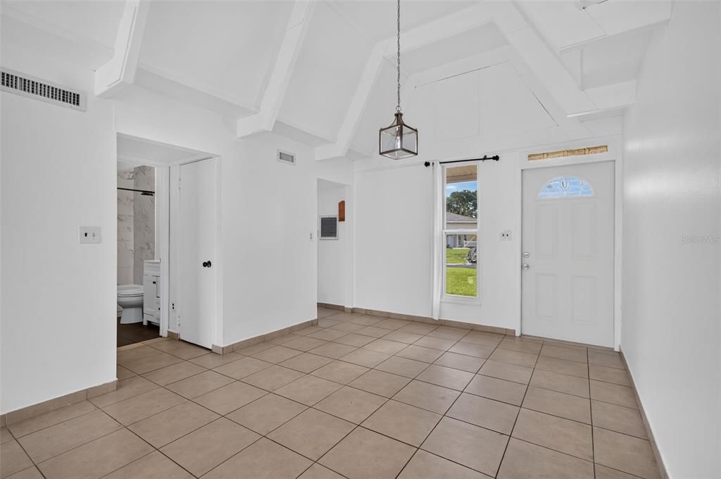 En Venta: $110,000 (1 camas, 1 baños, 648 Pies cuadrados)
