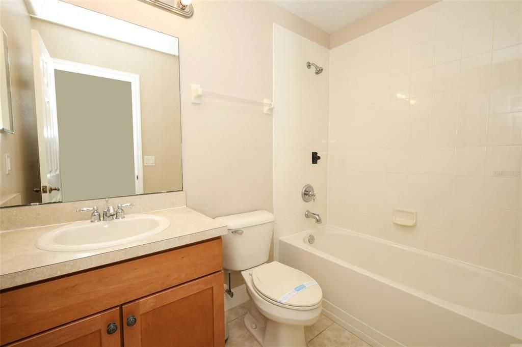 For Sale: $299,900 (3 beds, 2 baths, 1468 Square Feet)
