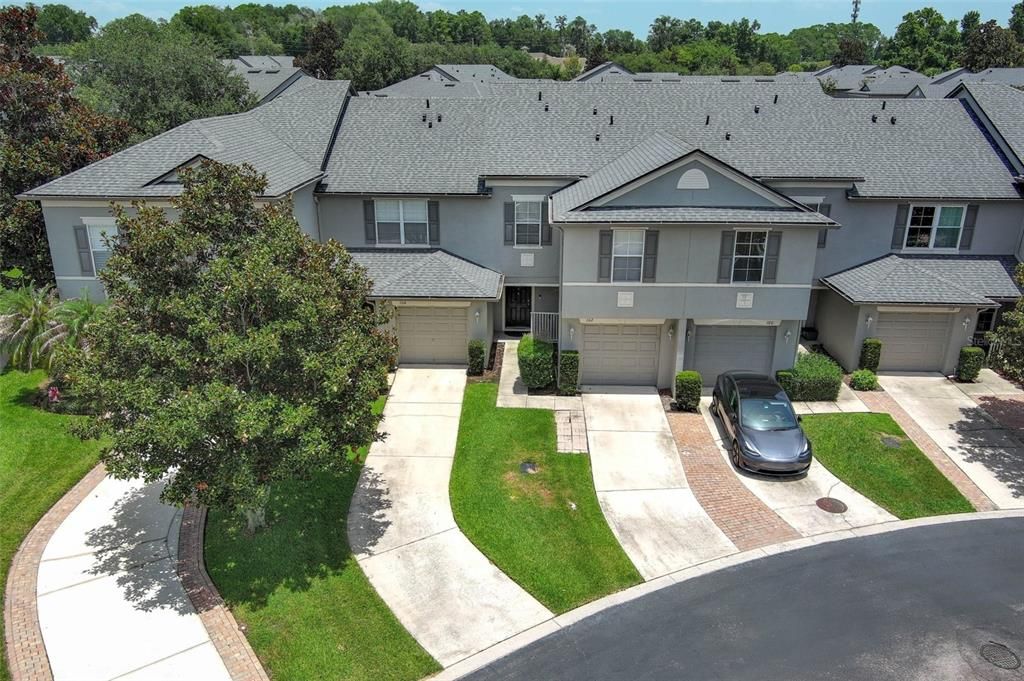 For Sale: $299,900 (3 beds, 2 baths, 1468 Square Feet)