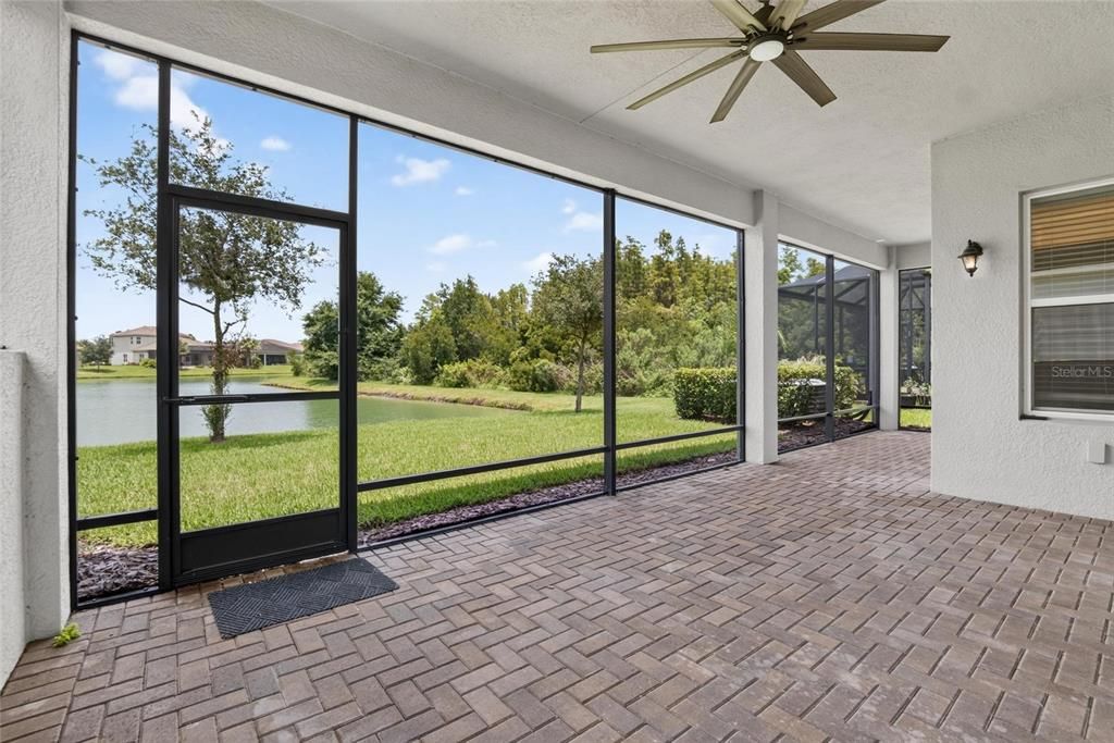 En Venta: $760,000 (5 camas, 4 baños, 3381 Pies cuadrados)