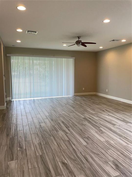 В аренду: $3,595 (4 спален, 3 ванн, 2399 Квадратных фут)