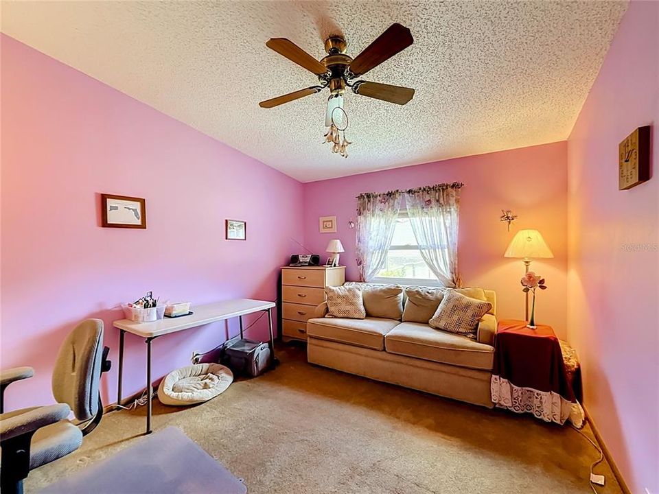 На продажу: $179,900 (2 спален, 2 ванн, 1430 Квадратных фут)