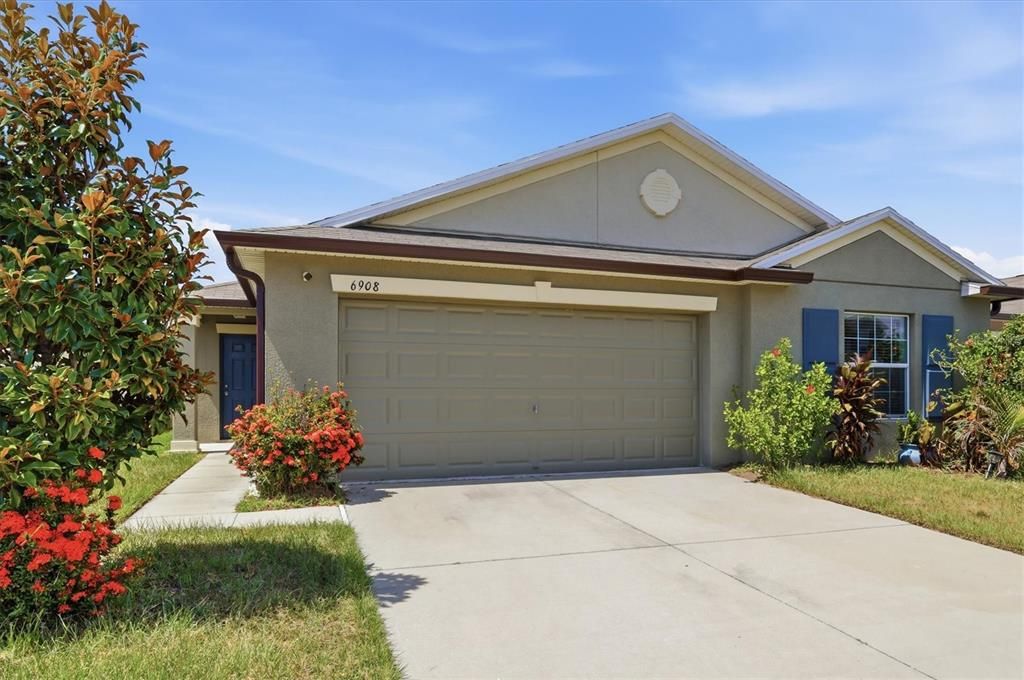 For Sale: $295,000 (4 beds, 2 baths, 1817 Square Feet)