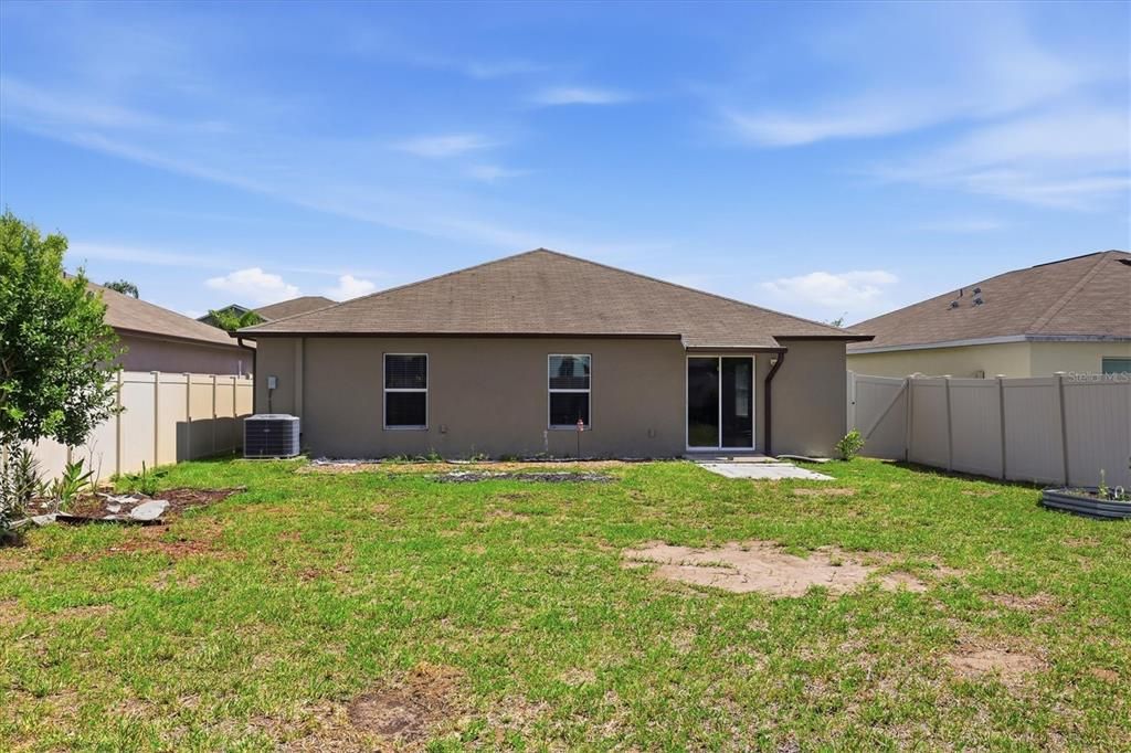 For Sale: $295,000 (4 beds, 2 baths, 1817 Square Feet)