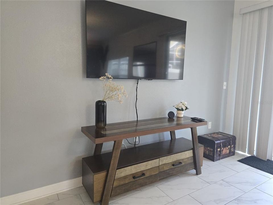 En Venta: $421,500 (5 camas, 4 baños, 2167 Pies cuadrados)