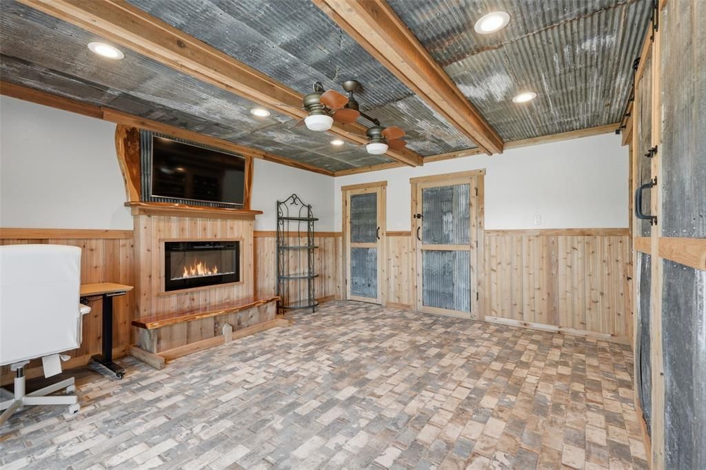 На продажу: $845,000 (3 спален, 2 ванн, 1490 Квадратных фут)