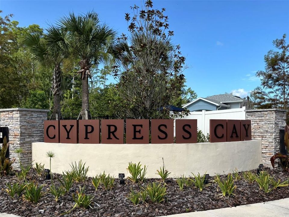 На продажу: $349,375 (3 спален, 2 ванн, 1782 Квадратных фут)