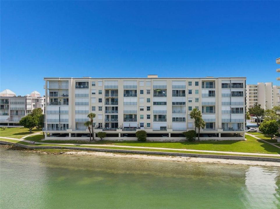En Venta: $535,000 (2 camas, 2 baños, 1145 Pies cuadrados)