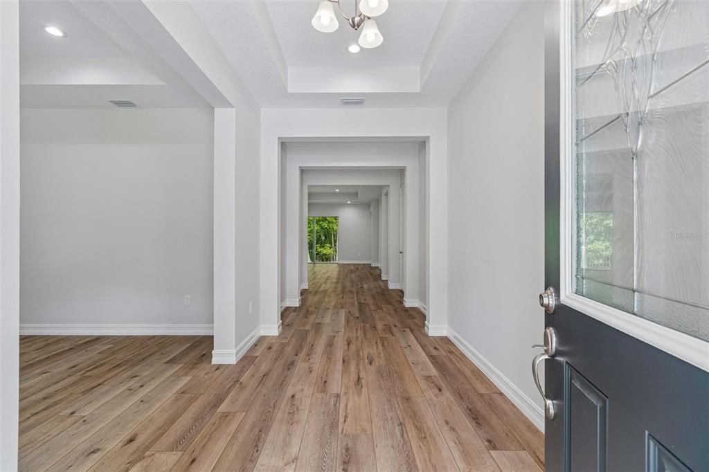 En Venta: $749,000 (3 camas, 3 baños, 3001 Pies cuadrados)