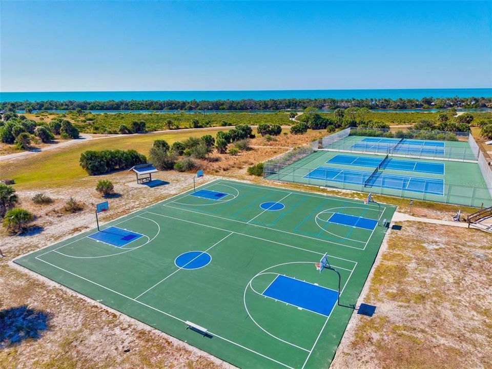Activo con contrato: $325,000 (3 camas, 2 baños, 1591 Pies cuadrados)