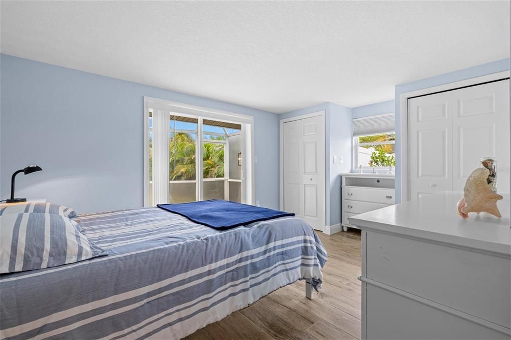 Activo con contrato: $325,000 (3 camas, 2 baños, 1591 Pies cuadrados)