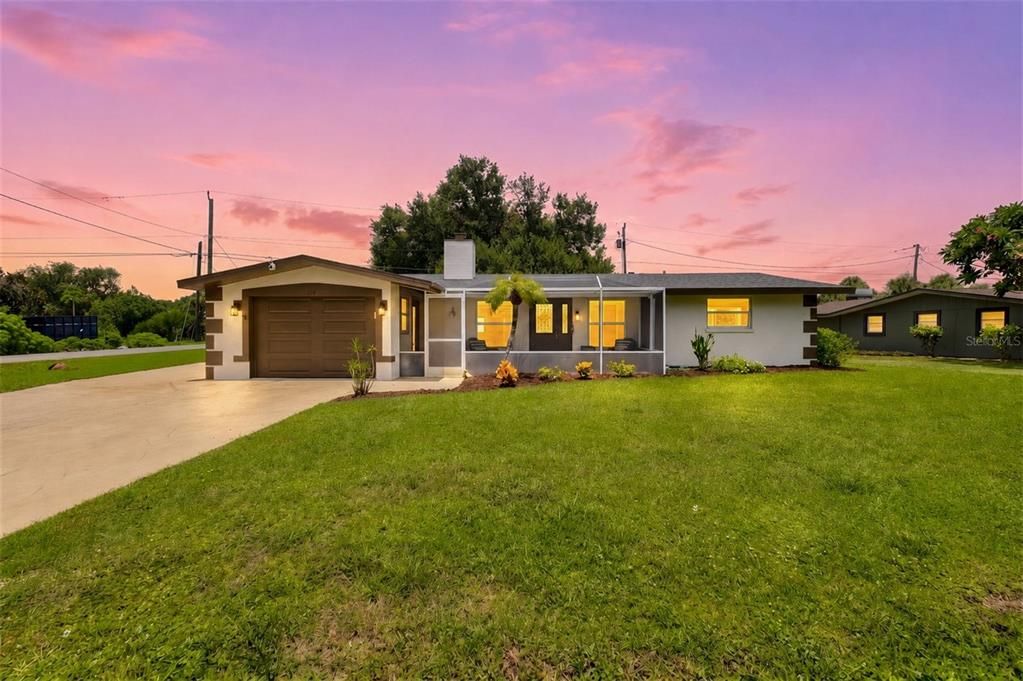 Activo con contrato: $325,000 (3 camas, 2 baños, 1591 Pies cuadrados)