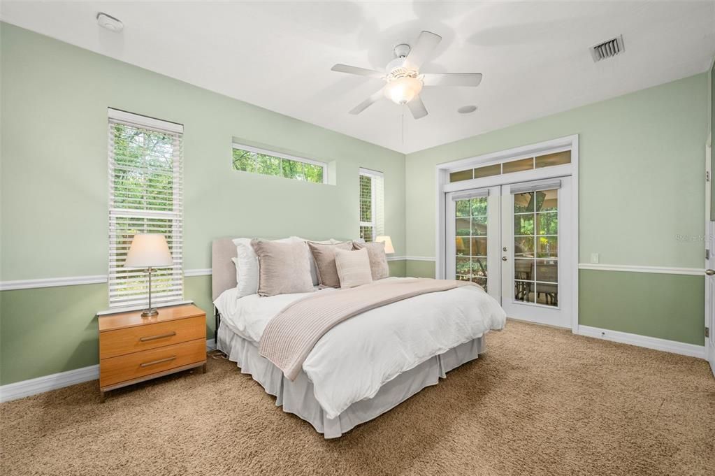 For Sale: $458,000 (4 beds, 2 baths, 2086 Square Feet)