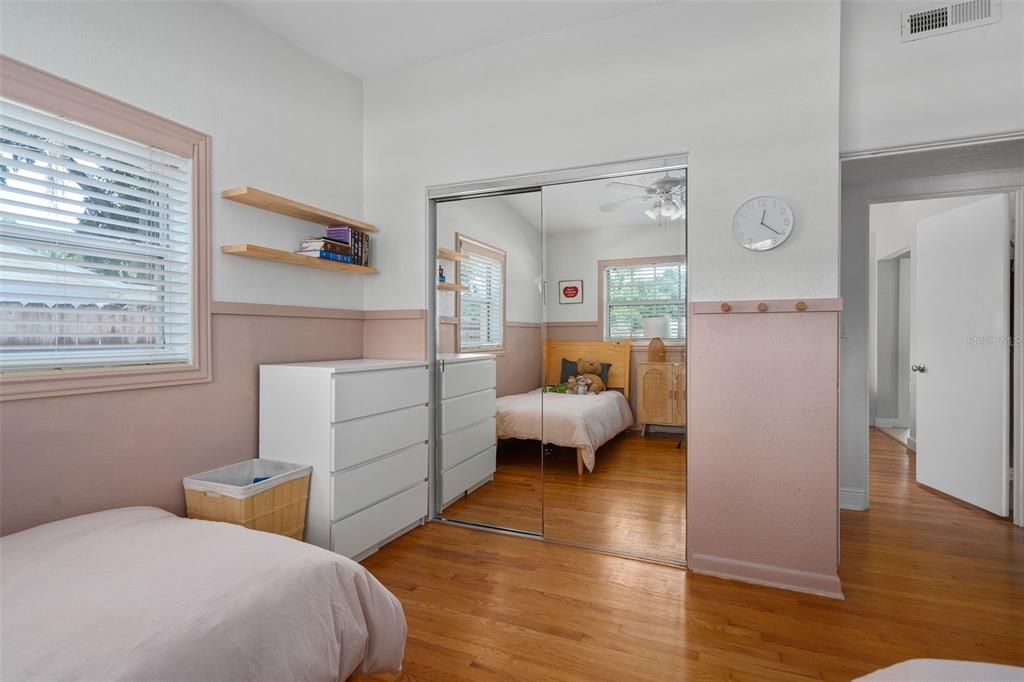 For Sale: $549,000 (3 beds, 2 baths, 1684 Square Feet)