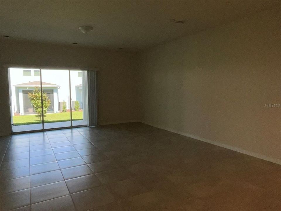 En Renta: $2,150 (3 camas, 2 baños, 1736 Pies cuadrados)