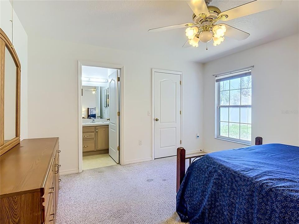 For Sale: $340,000 (3 beds, 2 baths, 1320 Square Feet)