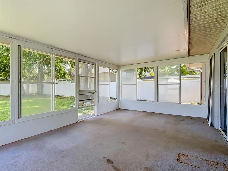 For Sale: $340,000 (3 beds, 2 baths, 1320 Square Feet)