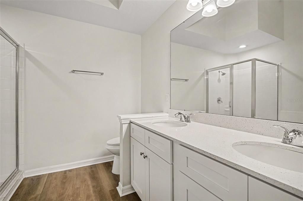 For Sale: $379,900 (4 beds, 2 baths, 1843 Square Feet)