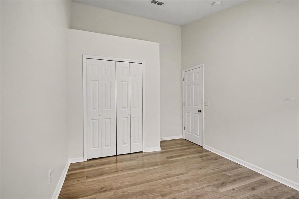 For Sale: $379,900 (4 beds, 2 baths, 1843 Square Feet)